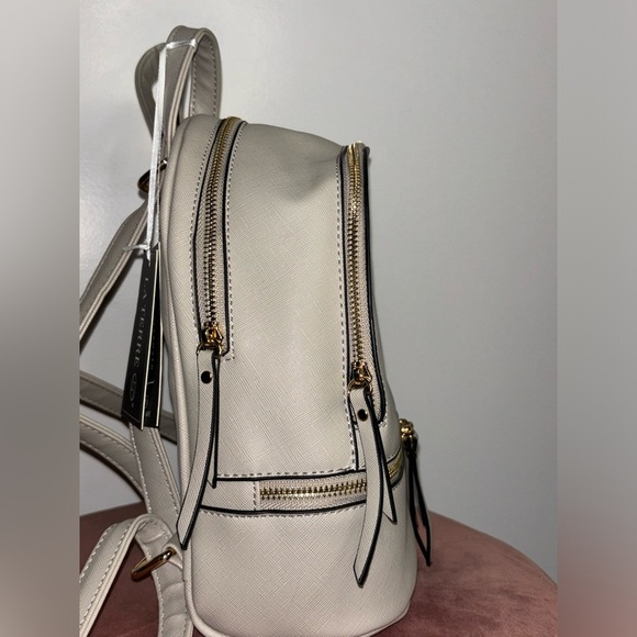 NWT La Terra Small Gray Peta Approved Vegan Leather Backpack - Picture 3 of 5